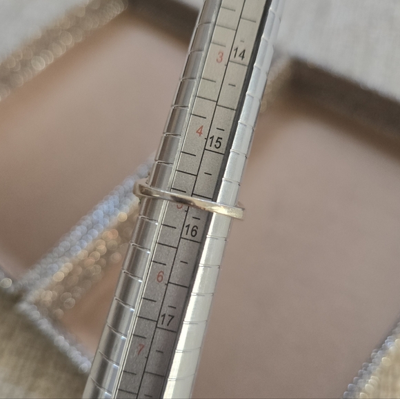 Diamonique Green CZ Ring - Picture 11 of 11